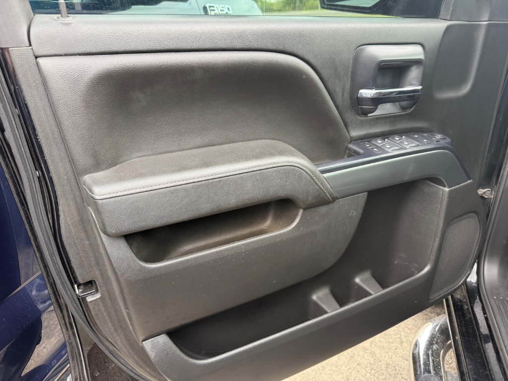2018 Chevrolet Silverado 1500 LT - Photo 11