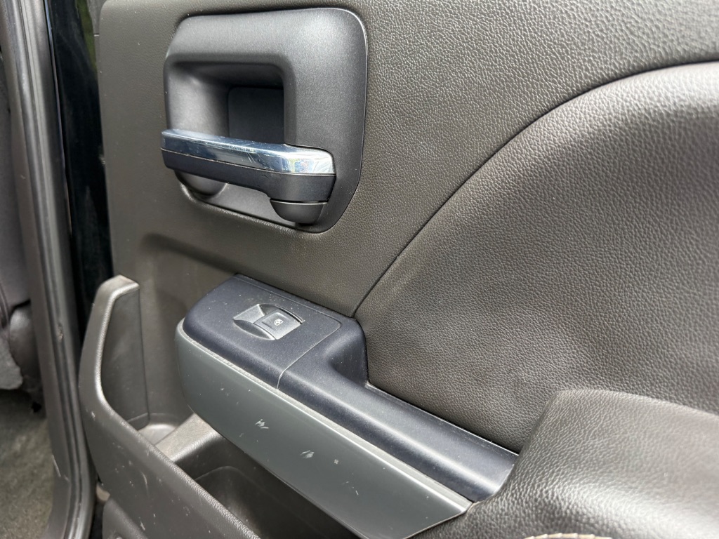 2018 Chevrolet Silverado 1500 LT - Photo 33
