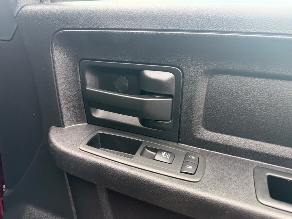 2017 RAM Ram 1500 Pickup Express - Photo 36