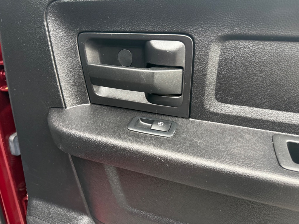 2017 RAM Ram 1500 Pickup Express - Photo 32