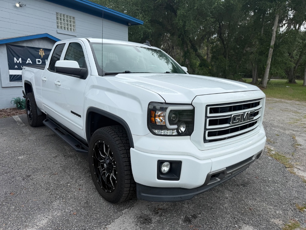 2015 GMC Sierra 4WD Double Cab 1SA SWB's photo