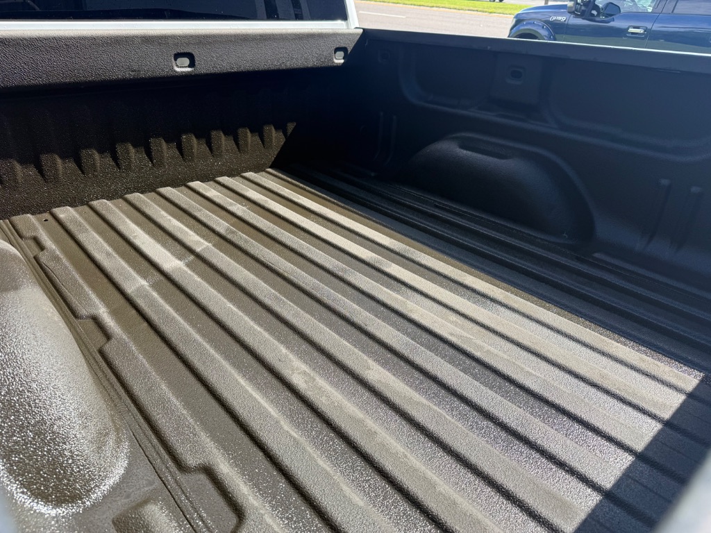 2018 Chevrolet Silverado 1500 LT Z71 - Photo 32