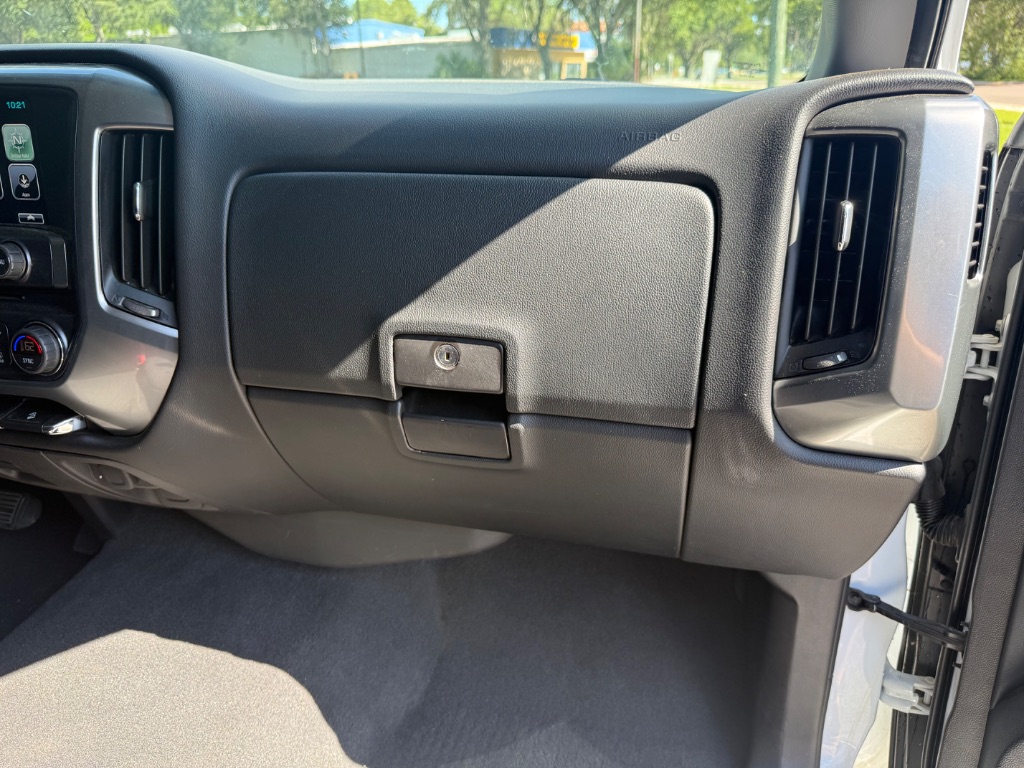 2018 Chevrolet Silverado 1500 LT Z71 - Photo 43