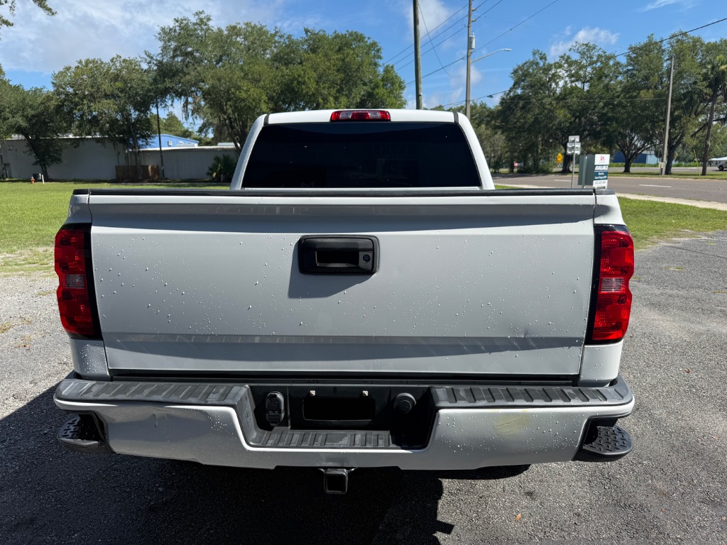 2018 Chevrolet Silverado 1500 LT Z71 - Photo 6